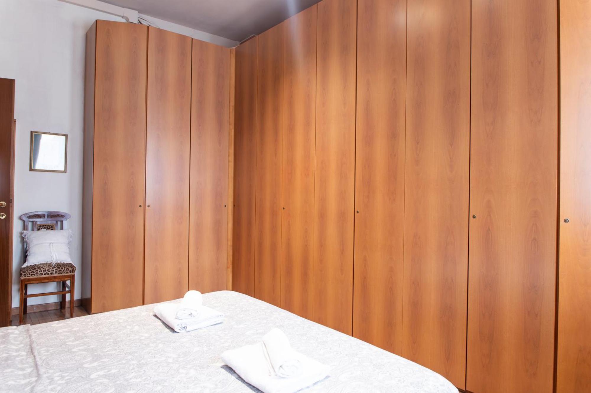 Apartamento Duomo Walking Distance Elegant Flat With View Milán Exterior foto