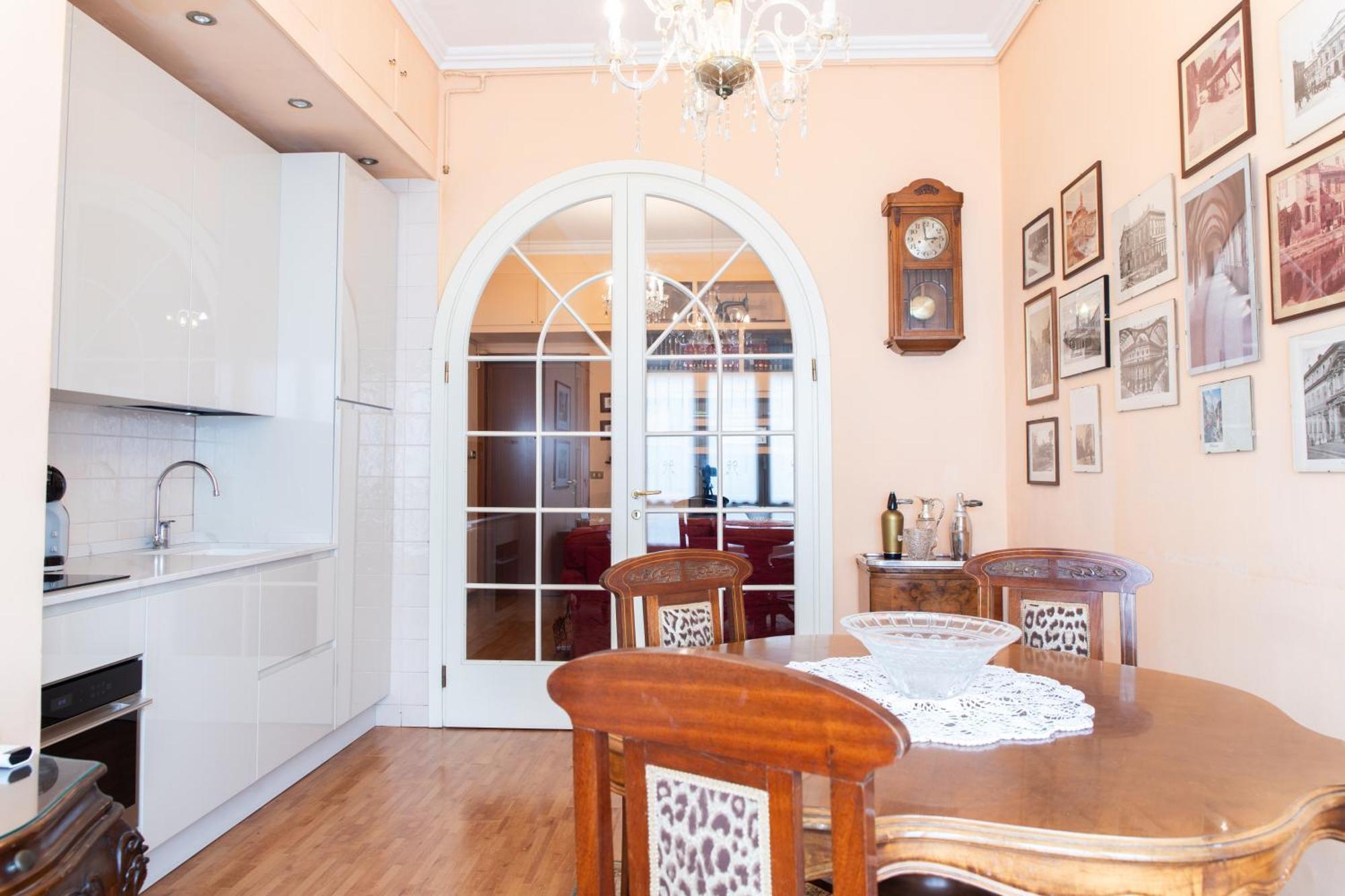 Apartamento Duomo Walking Distance Elegant Flat With View Milán Exterior foto